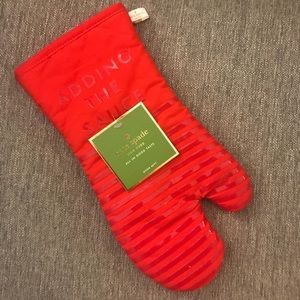 NWT Kate Spade Oven Mitt